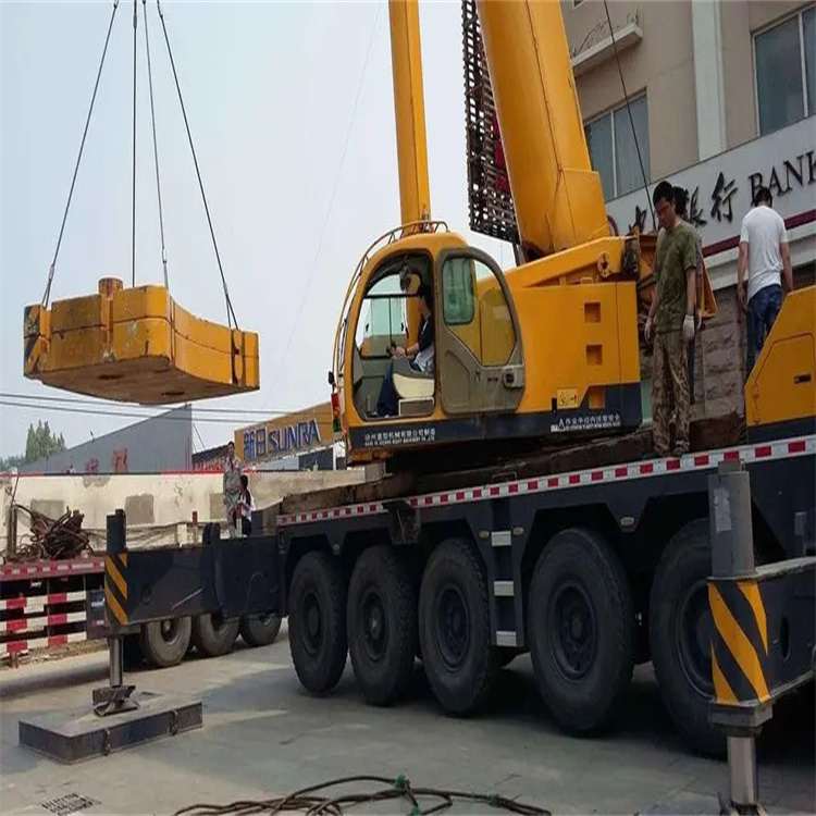 万城镇当地吊车出租|机器吊装|75吨|工厂搬迁服务